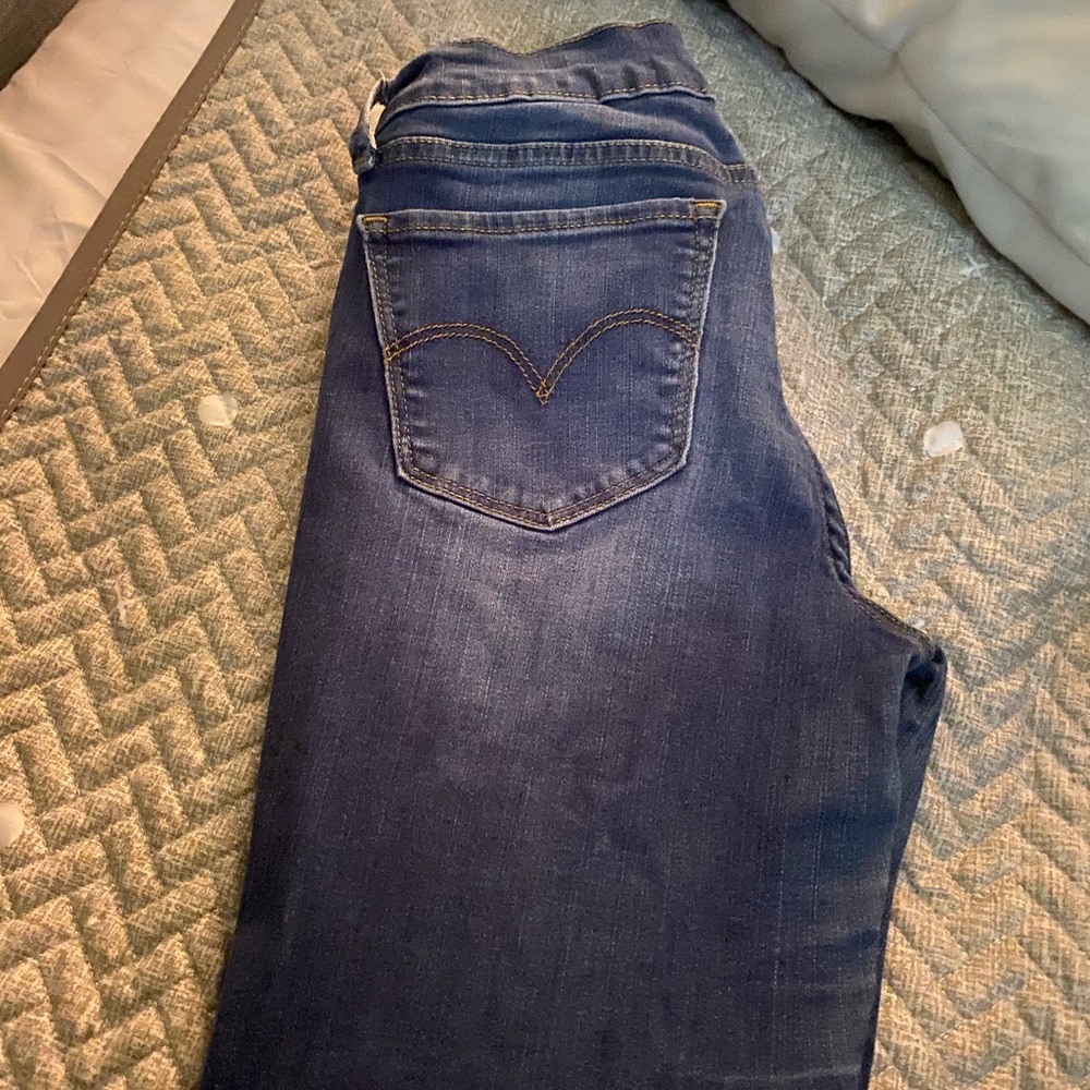 Levi skinny